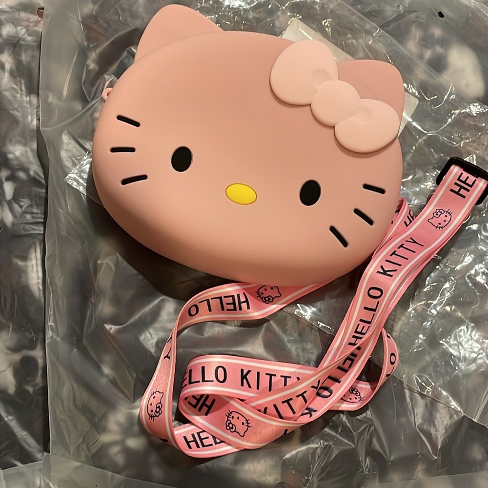 🆕 Hello Kitty Cartoon Crossbody Bag - Stylish Single-Shoulder Sling Versatile - Picture 5 of 8